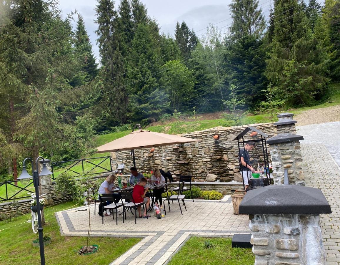 Феєрія Лісу Aparthotel Skhidnytsia Exterior photo