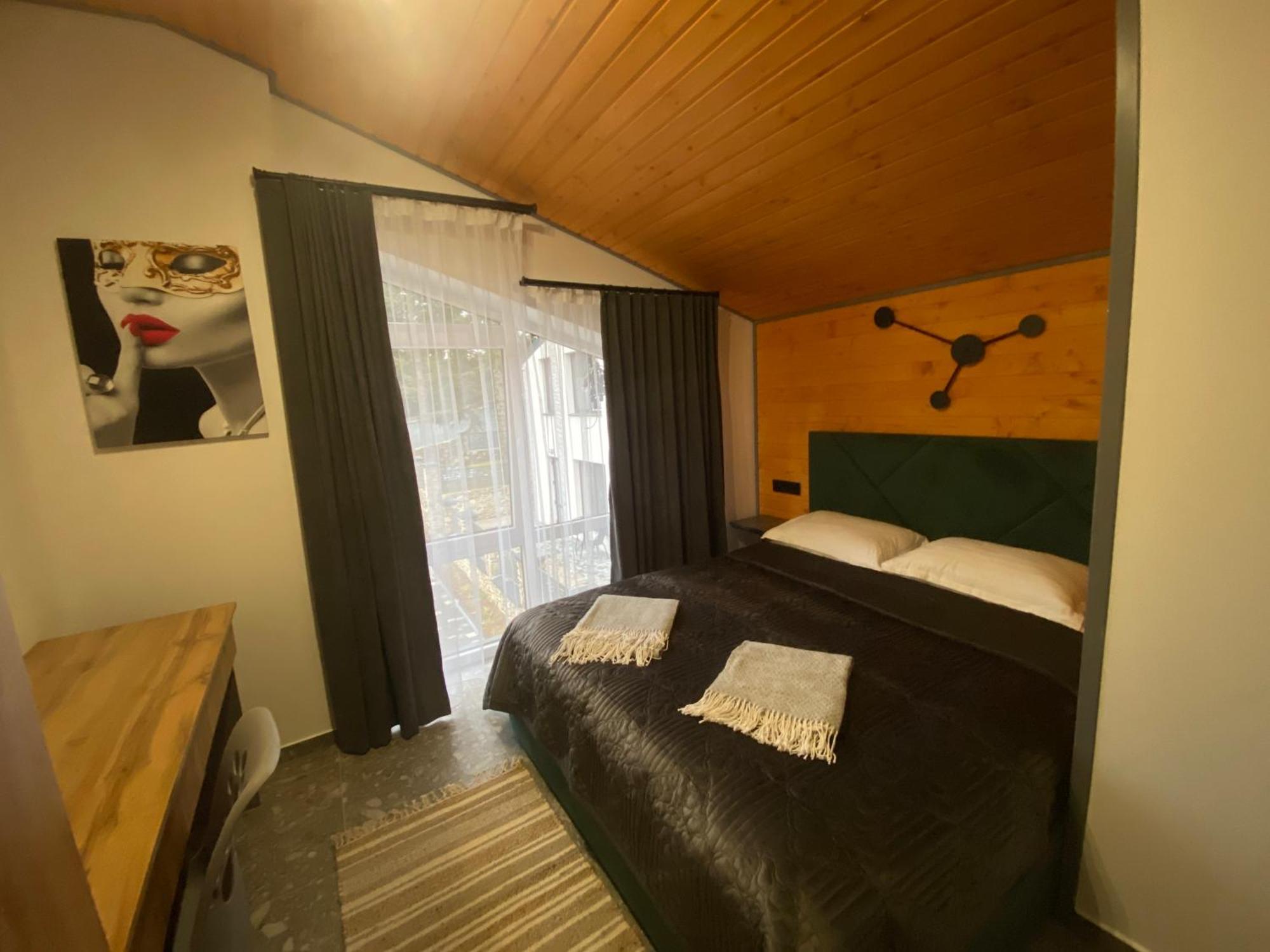 Феєрія Лісу Aparthotel Skhidnytsia Exterior photo