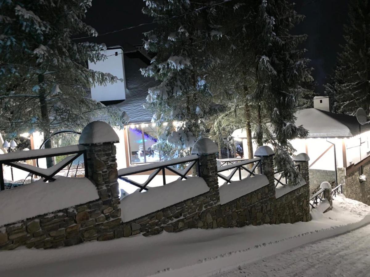Феєрія Лісу Aparthotel Skhidnytsia Exterior photo