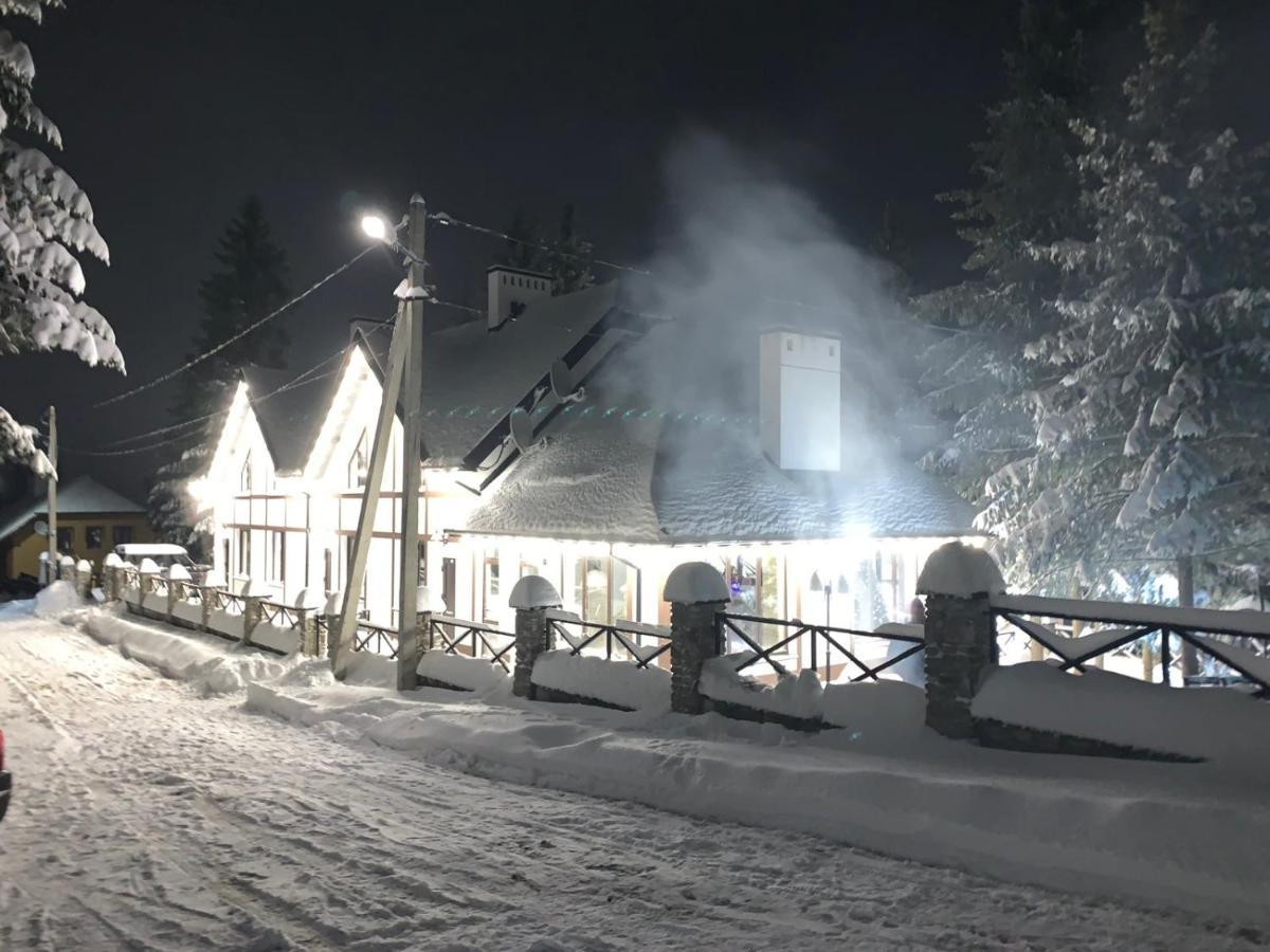 Феєрія Лісу Aparthotel Skhidnytsia Exterior photo